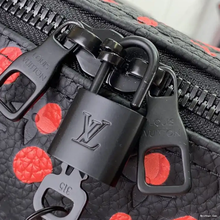 Brother Sam Yupoo Bag 2304DJ0004 LV 0525